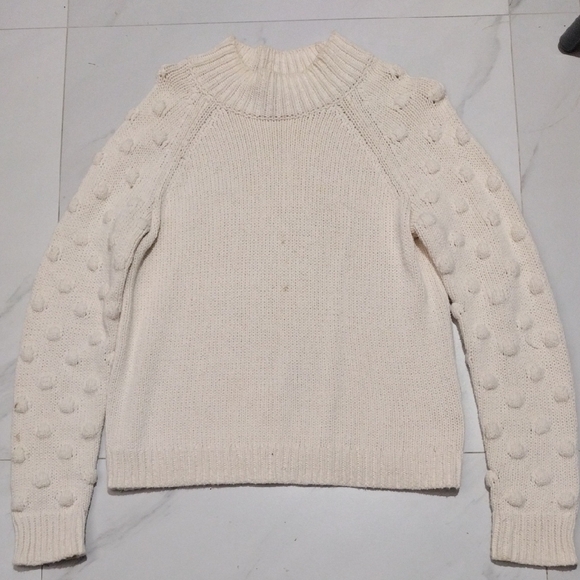 cute sweater bundle - Picture 3 of 9